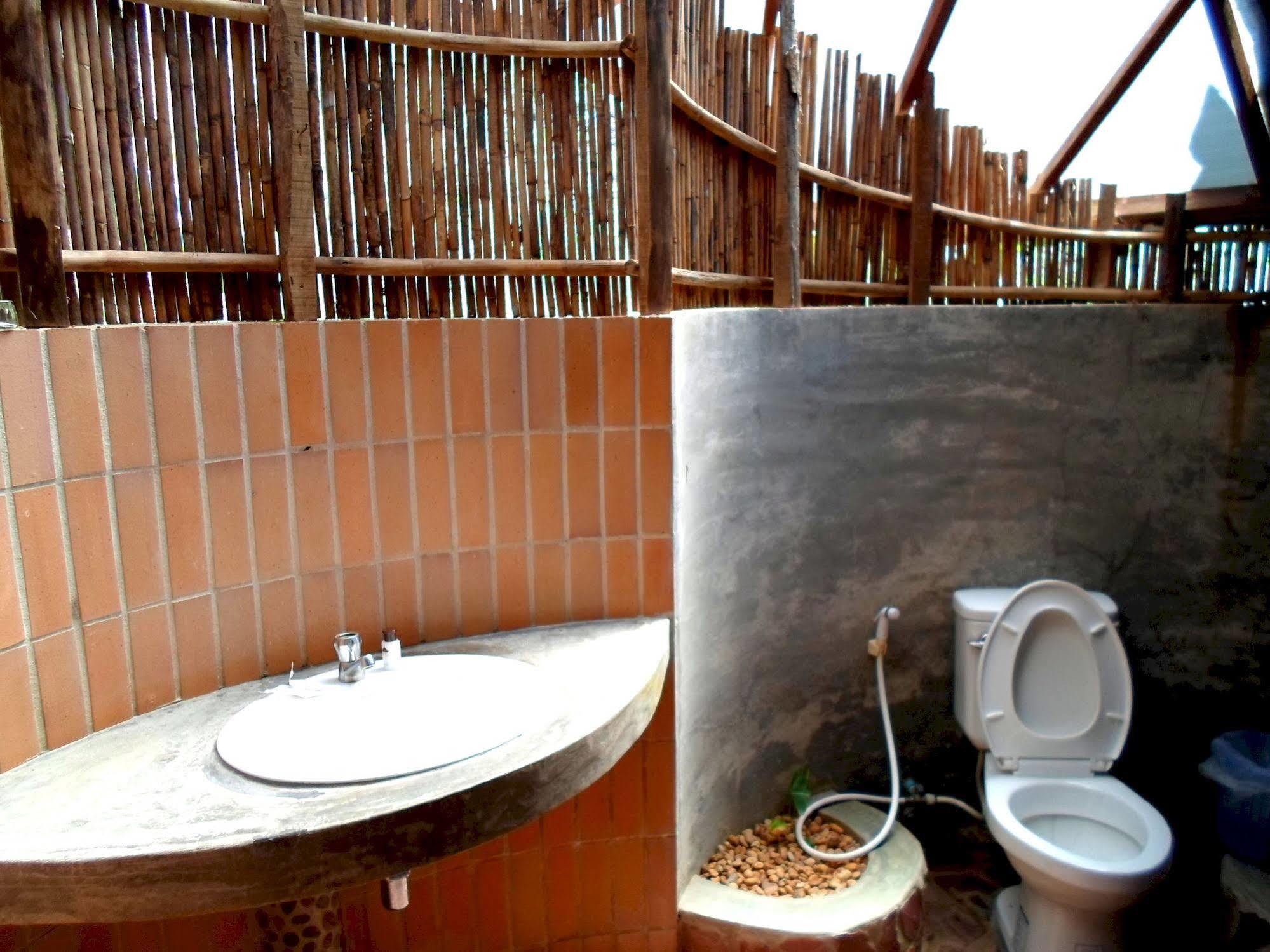 The Cliff & River Jungle Resort Phanom Exterior foto